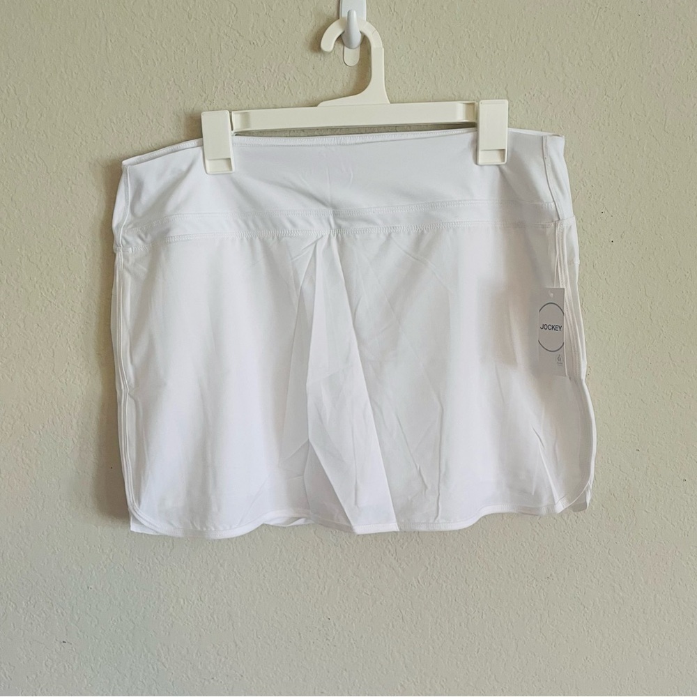 New Jockey woven skort sporty size Large white with pockets athletic workout gym